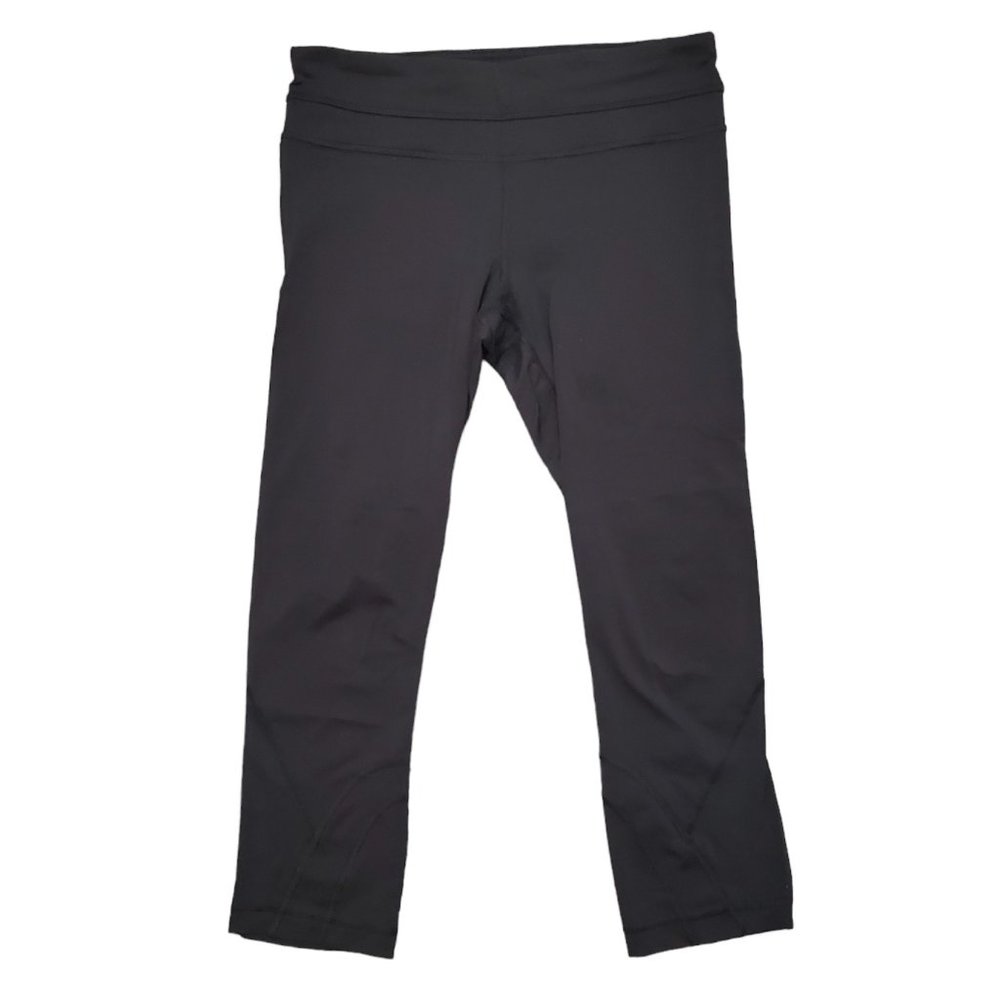 Lululemon Size 6 (Meas Unstretch 27x22 9" Rise) Black Stretch Capri Leggings A16